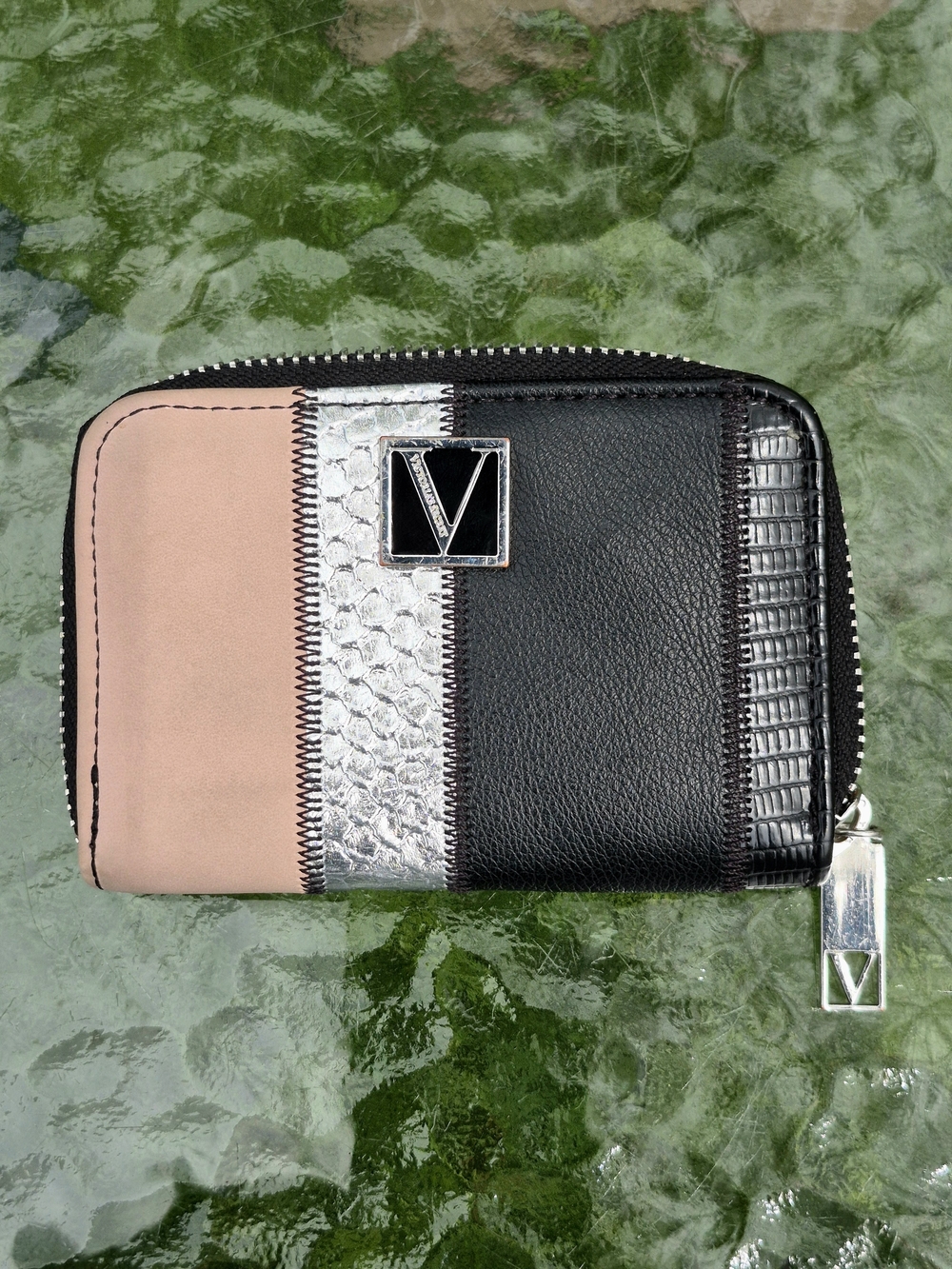 VS Pink, Black & Cream Colorblock Shoulder Bag Set - Picture 11 of 11